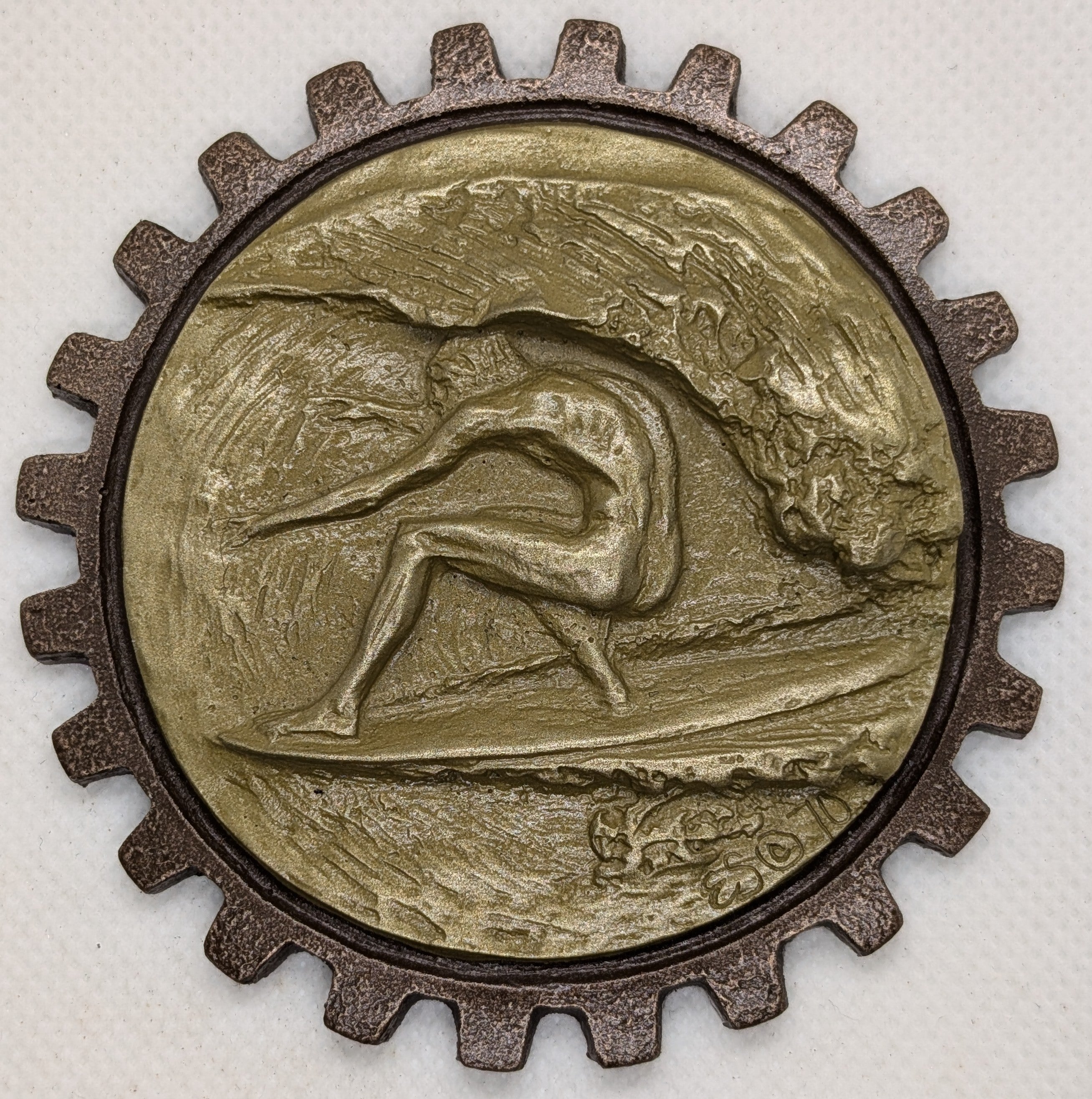 Médaille contour en or 50 mm Dingy Sailing dans une boîte gravée Médaille contour en or 50 mm Dingy Sailing dans une boîte gravée