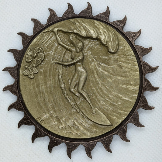 Surf Award Medallion "Dropping in Girl"(sunset beach)